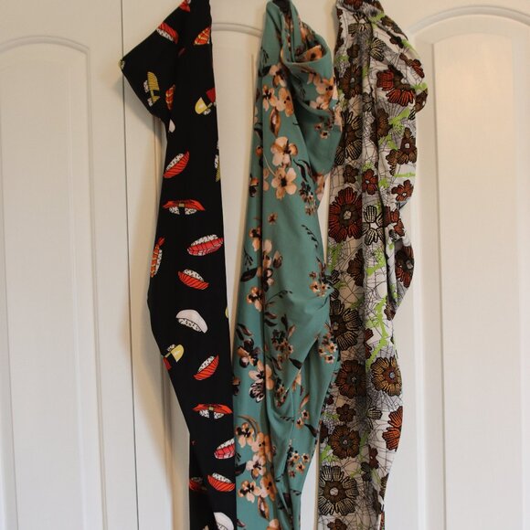Three Pairs Lula Roe Leggings Size TC 2 - Picture 1 of 11